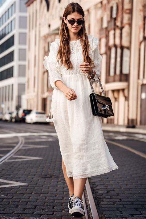 white dress with sneakers outfit